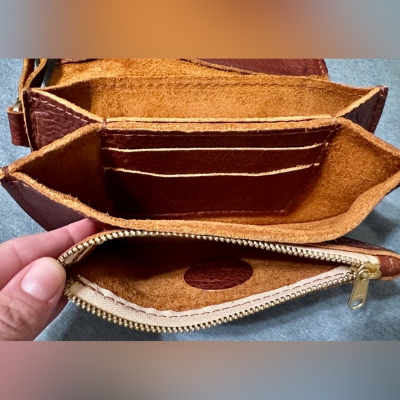 Portland Leather Goods Nutmeg Lily Wristlet - Picture 10 of 10